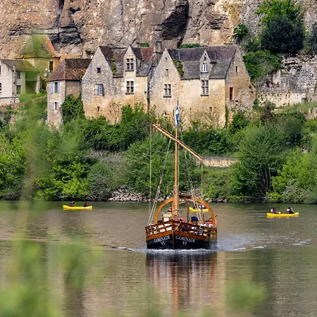 Superbe Manoir Du 16e Siecle Avec Piscine Pour 10 Saint-Cyprien (Dordogne)
